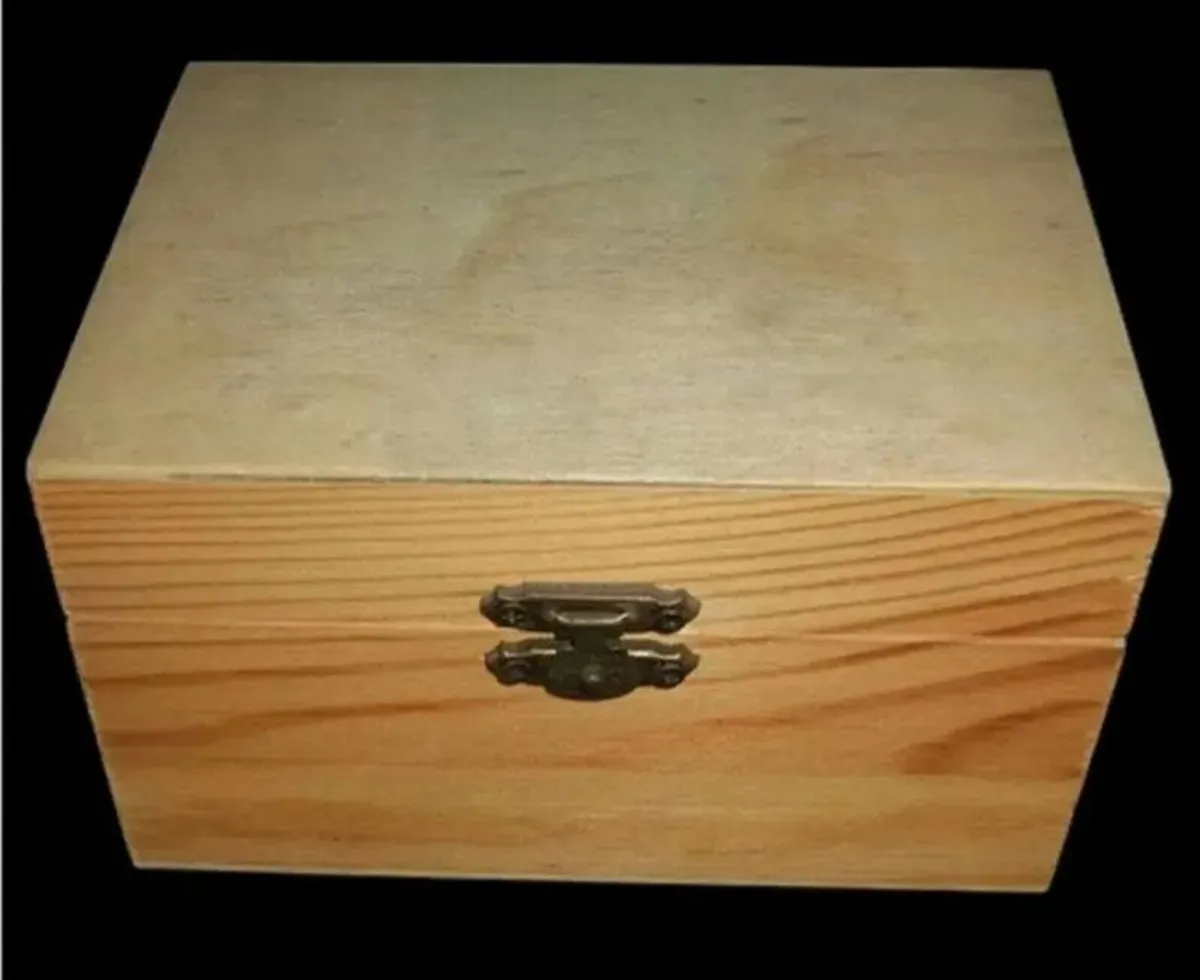 BNIB Iron Punch Set - Image 2