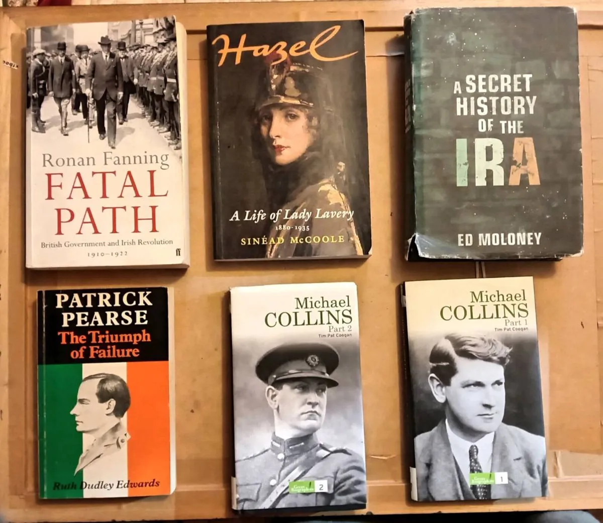 Various Irish History Books 3 For €20 (5 photos) - Image 3