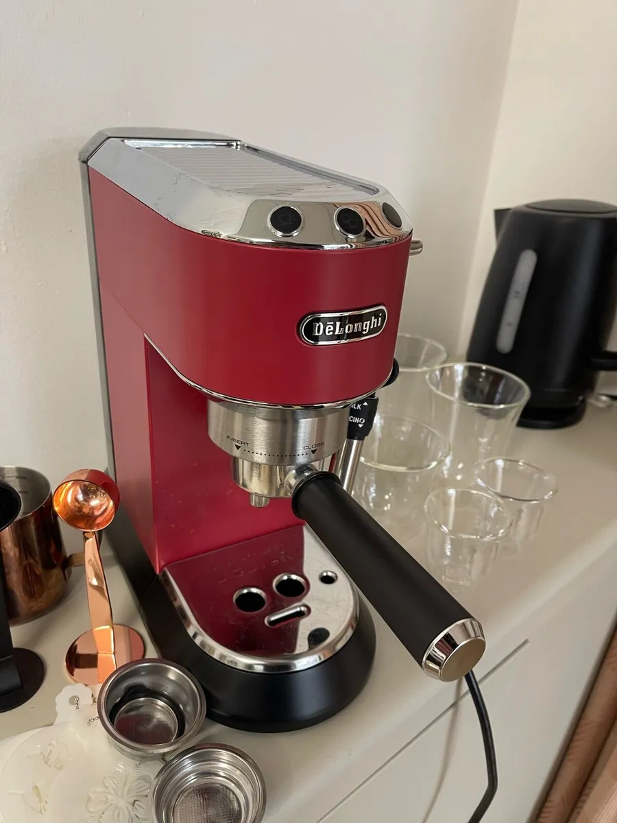 Delonghi dedica and assesories - Image 1
