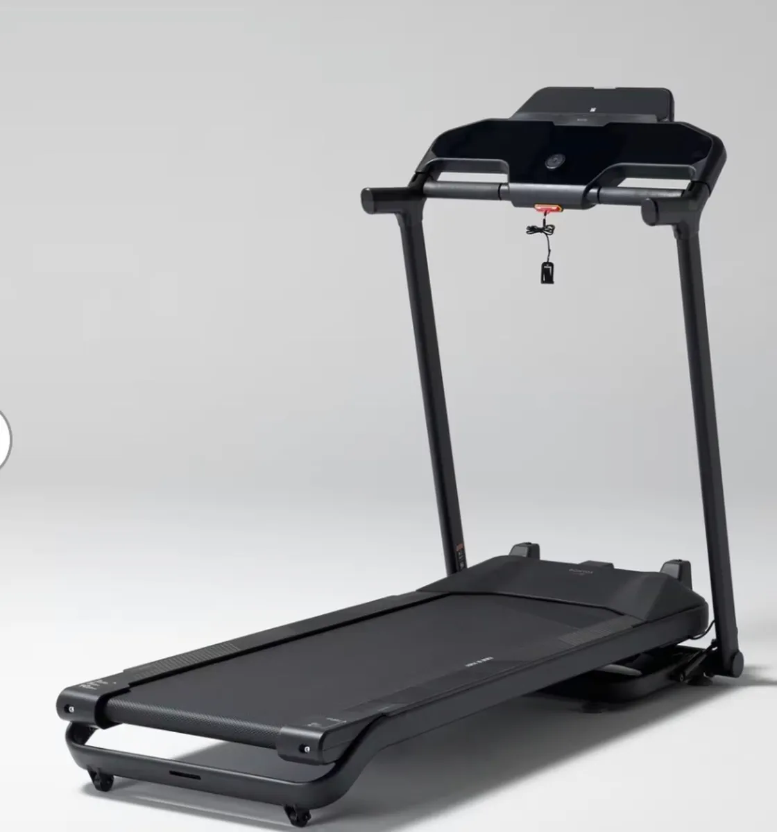 Folding Threadmill & weight bench - Image 1