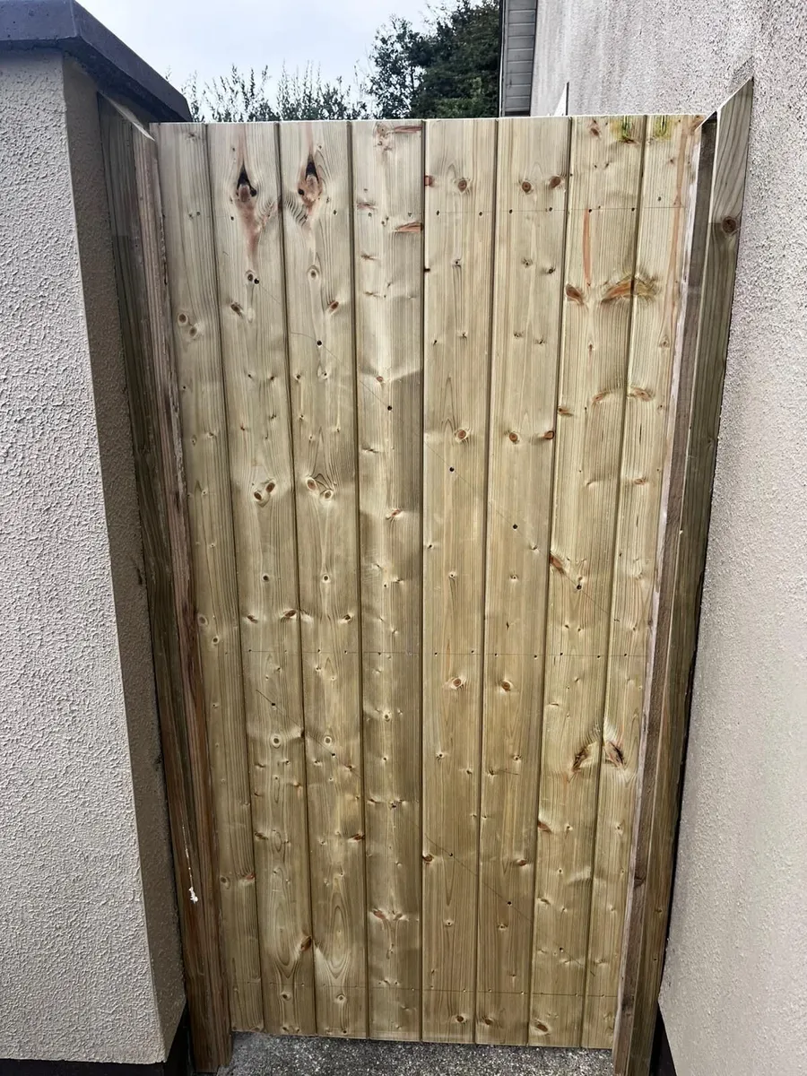 🚪🔥 Transform Your Home with a Premium Side Gate! - Image 4