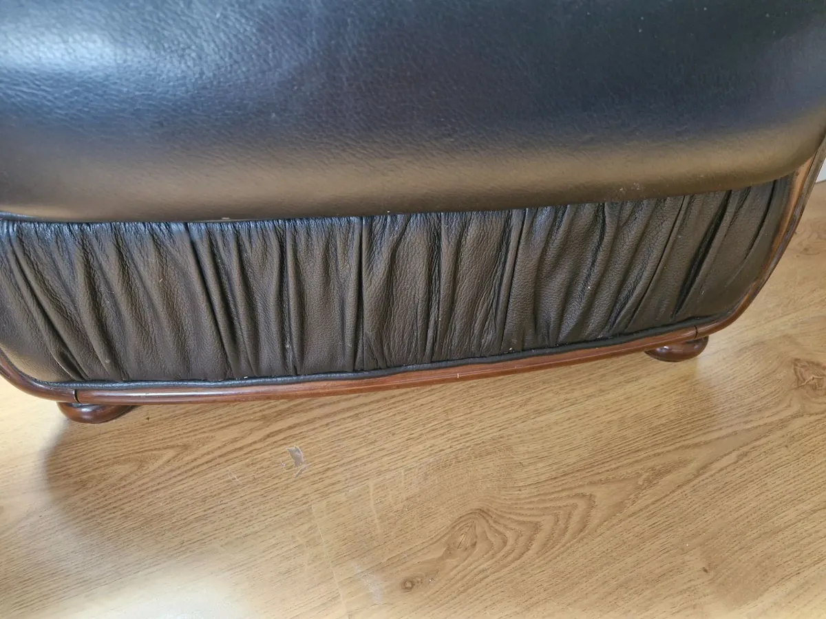 Leather armchairs - Image 4