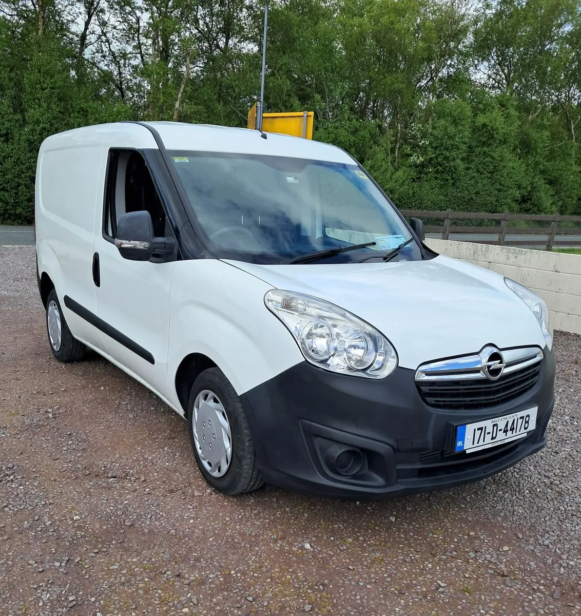 Opel Combo 2017 - Image 2