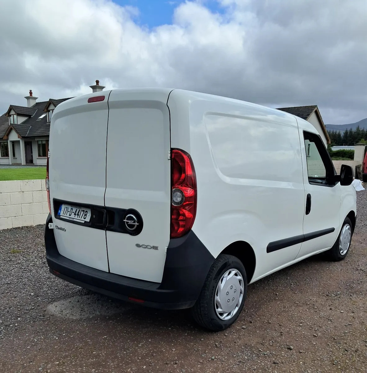 Opel Combo 2017 - Image 4