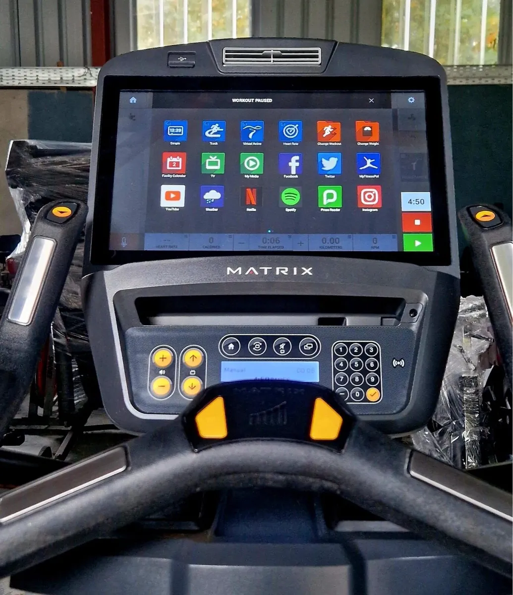 ⭐️SALE⭐️ Matrix recumbent bike touchscreen - Image 4