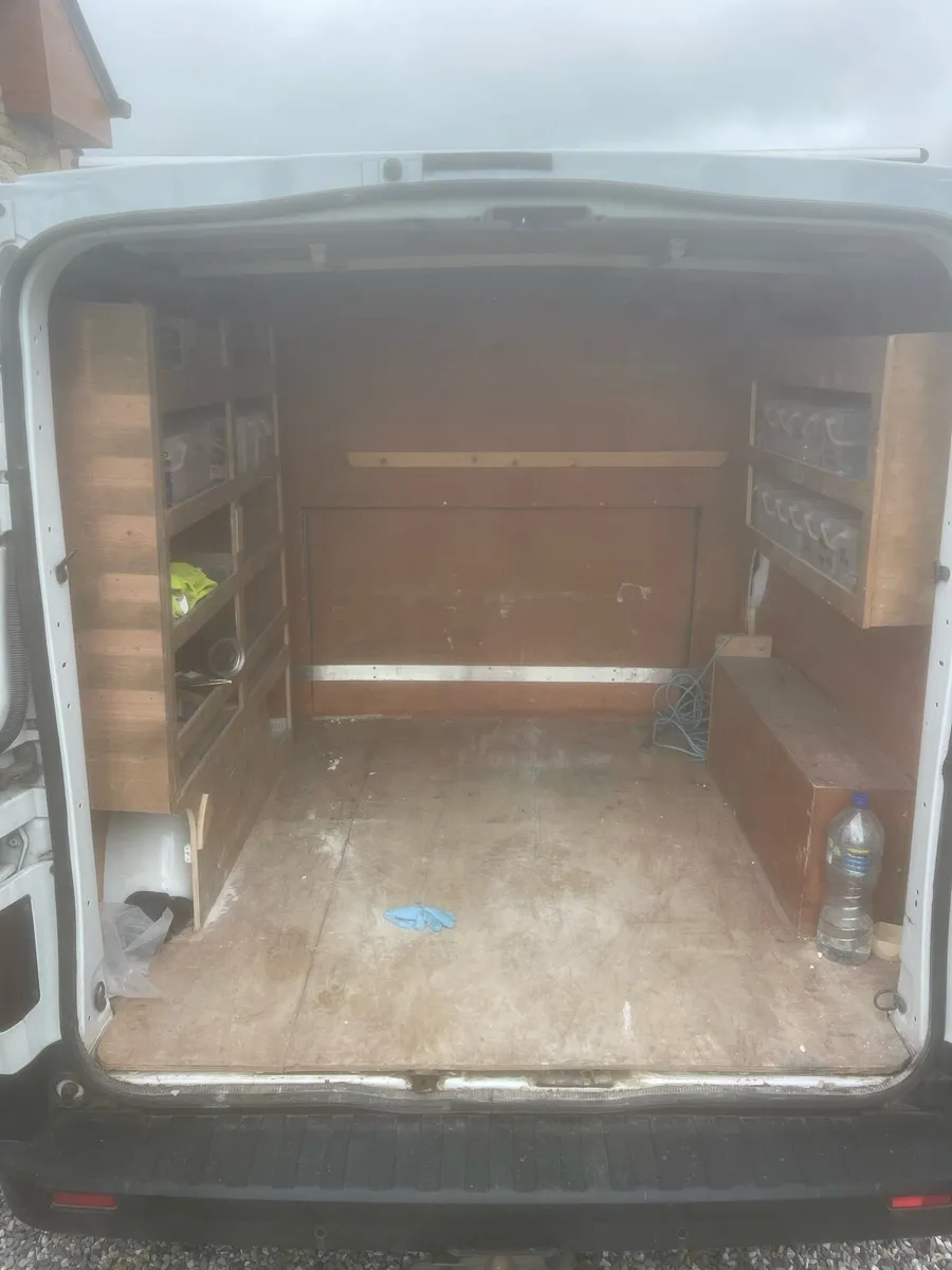 Renault Traffic Crew Cab - Image 4