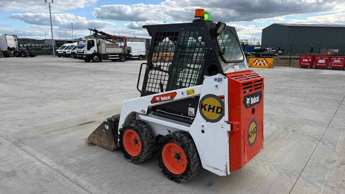2024 Bobcat skid steer S70 only 168 hours - Image 4