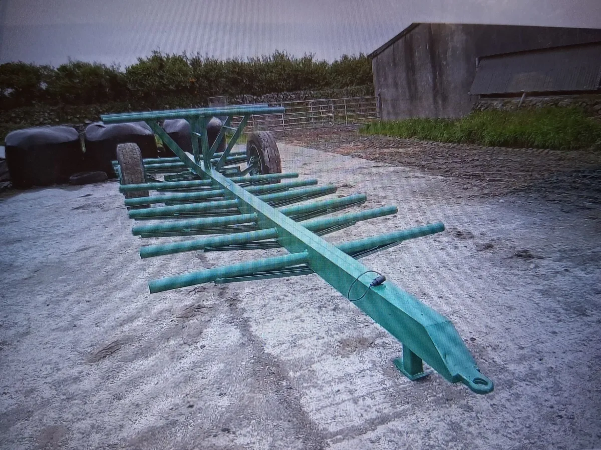 Bale trailer - Image 2
