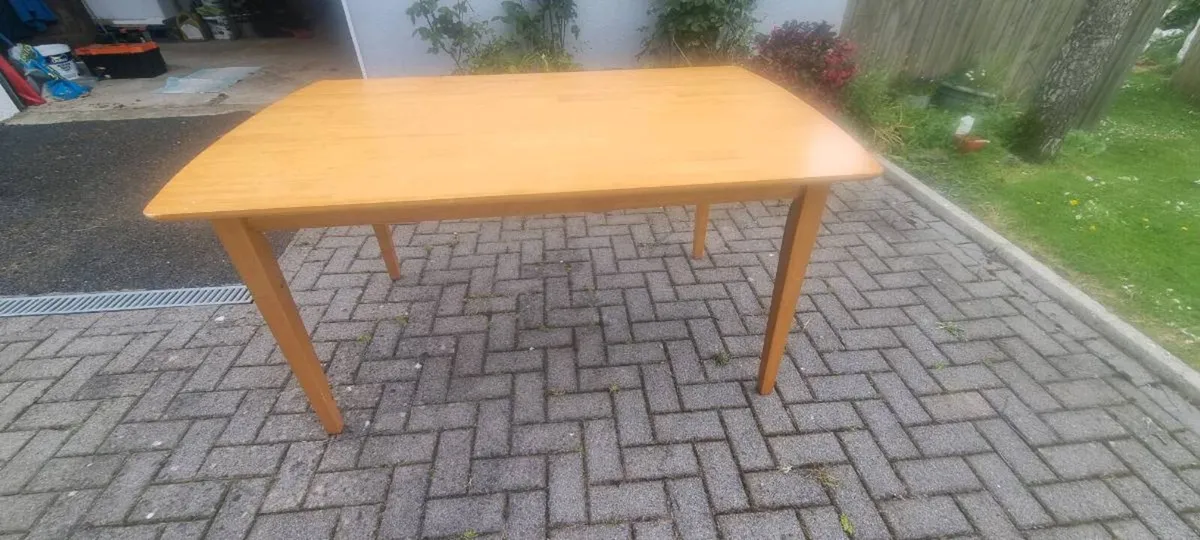 Dining Table 1.5m x 0.9m - Image 1