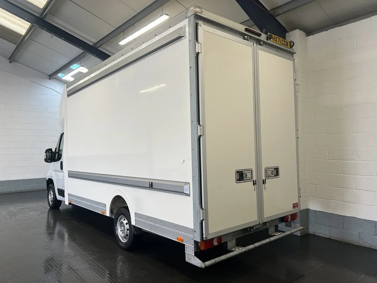 2021 Peugeot Boxer Low Loader Van - Image 4