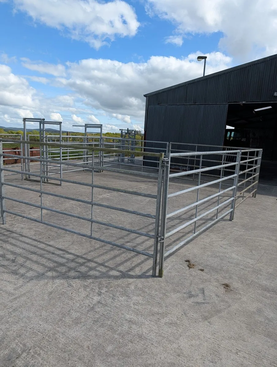 Mobile Cattle System - Image 1