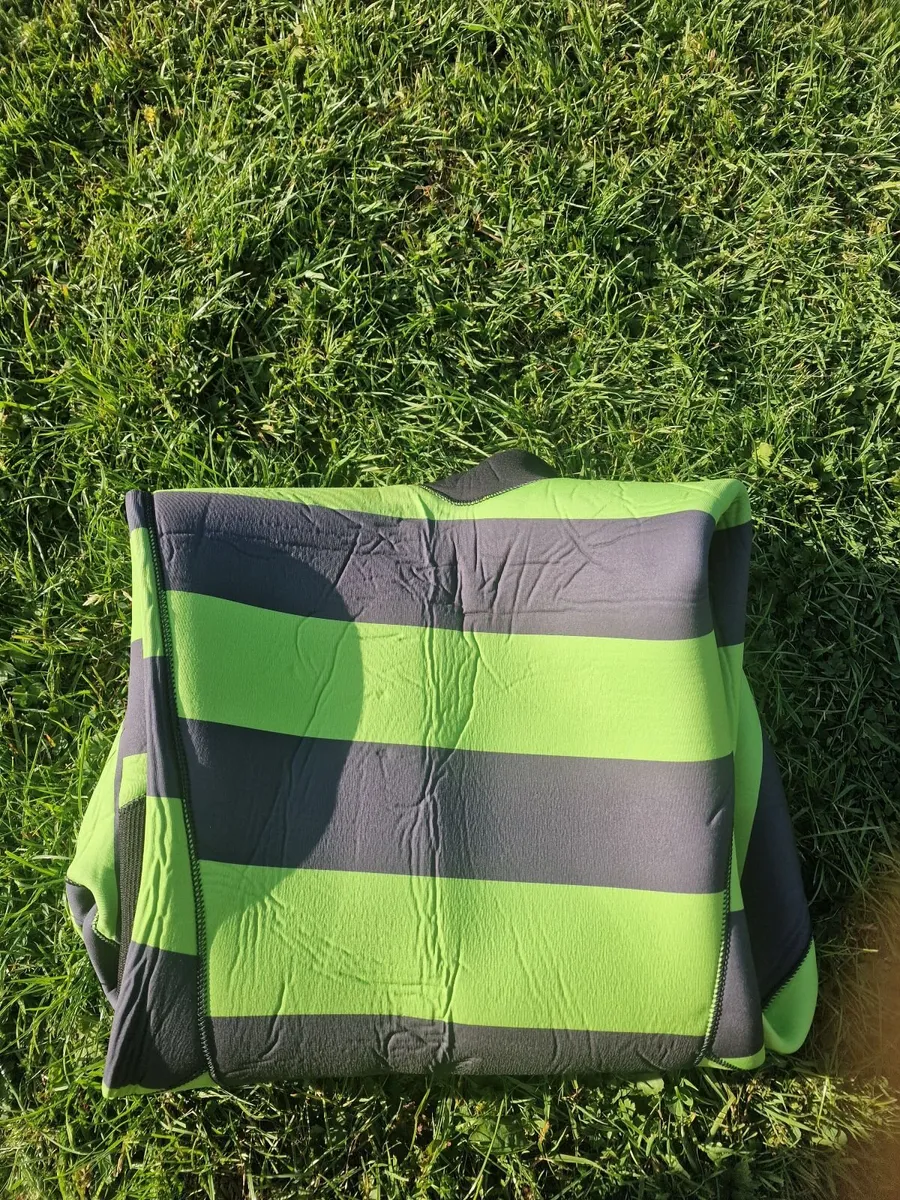 Janga Wetsuit 4.3 mm medium as new - Image 4