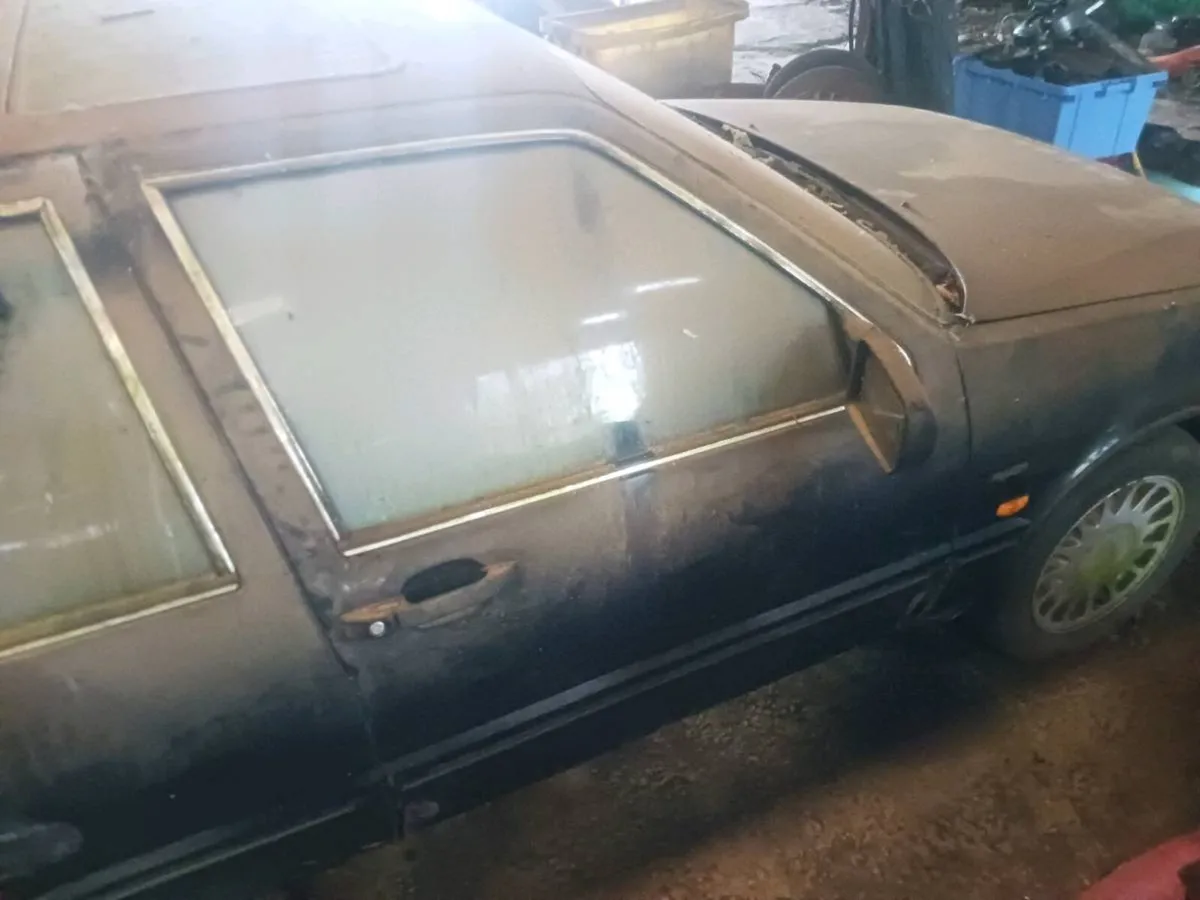 Saab 9000 - Image 4