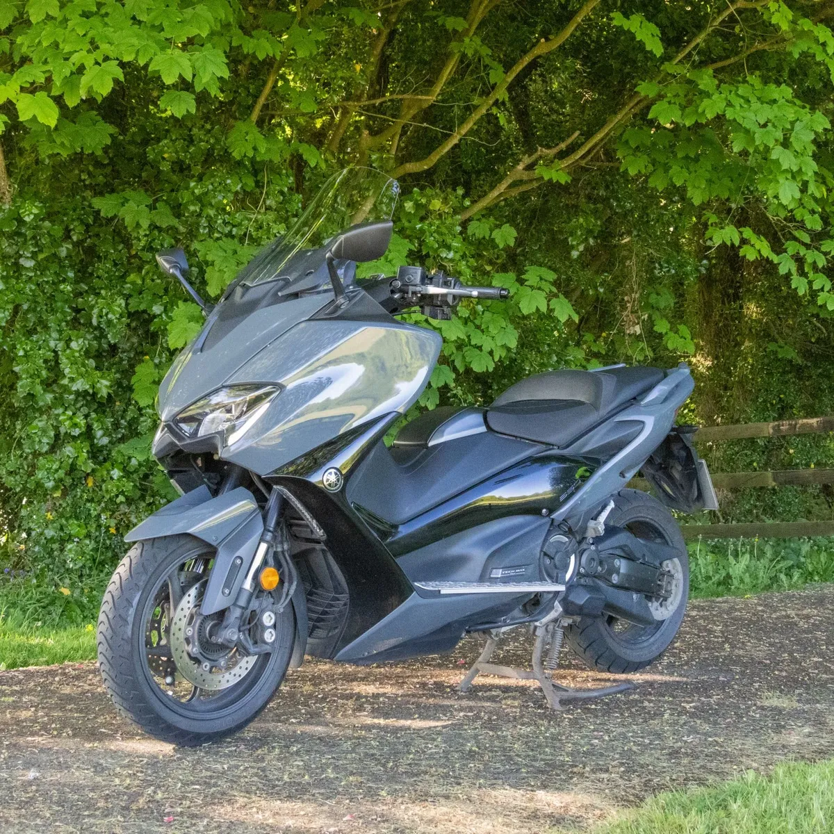 YAMAHA T-Max TechMax 560 (2021) Top Spec - Image 1