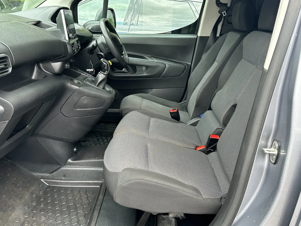 Peugeot Partner Professional Plus 1.5HDI 1000KG - Image 4