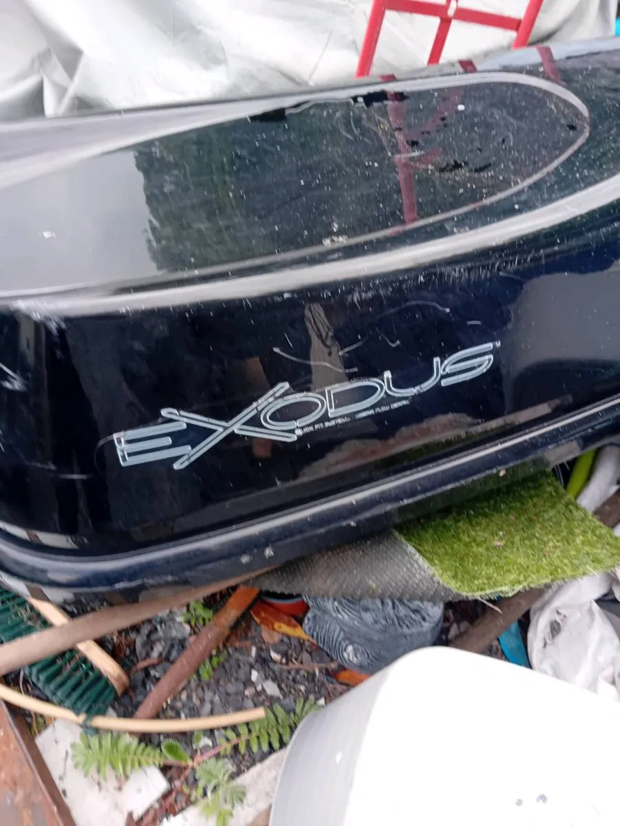 Roofbox - Image 1
