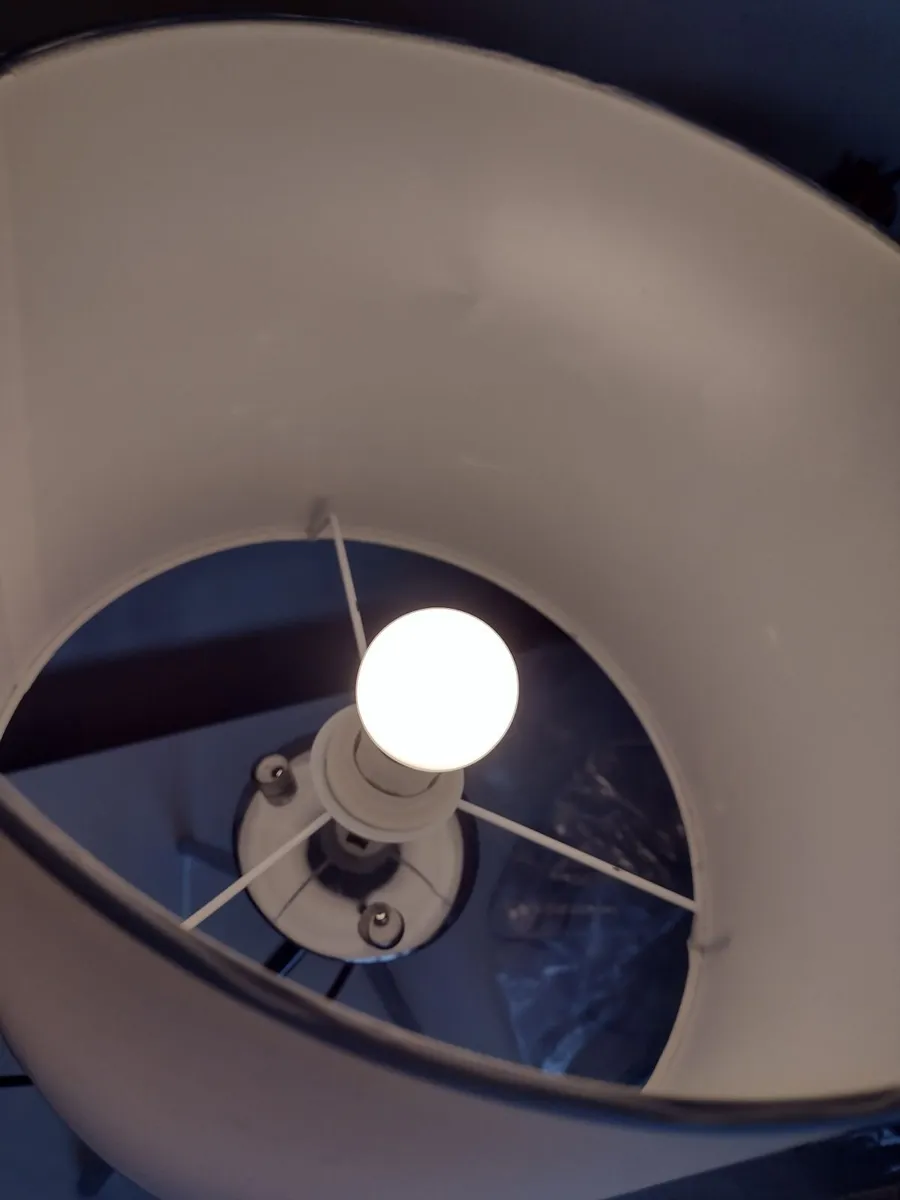 Brand new chrome tripod table lamp - Image 4