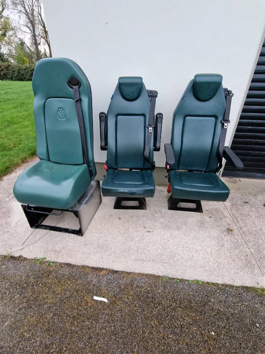 Ambulance seats - Image 1