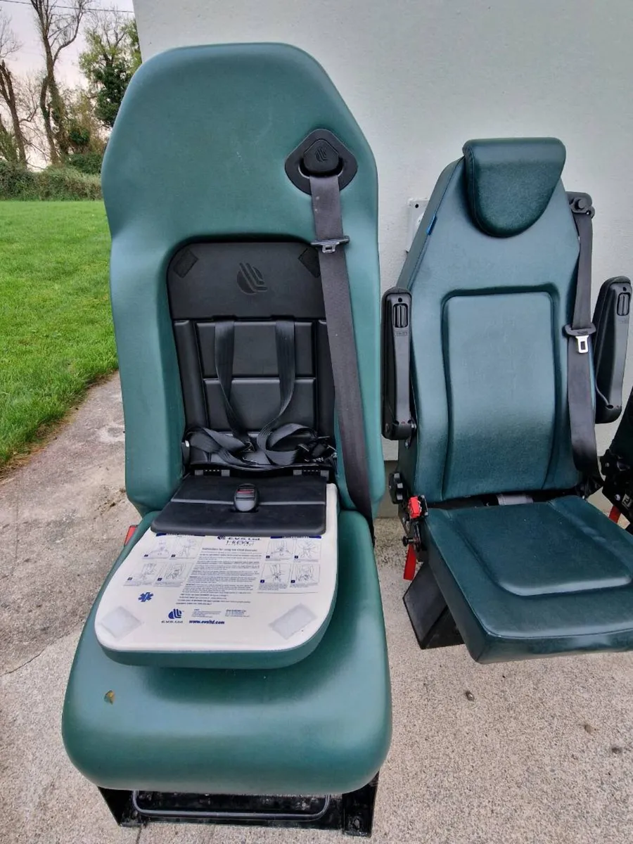 Ambulance seats - Image 2