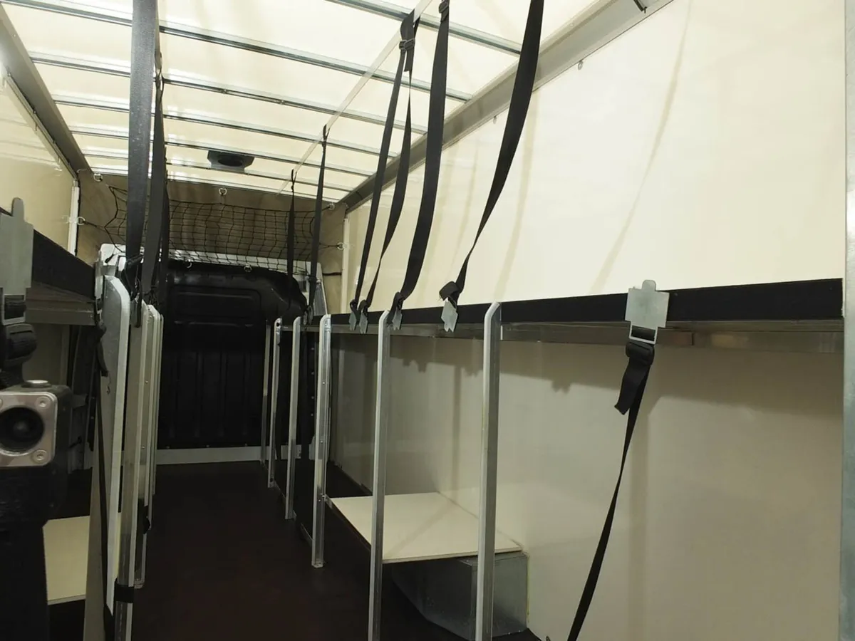 2023 Renault Master Low Loader Van - Image 4