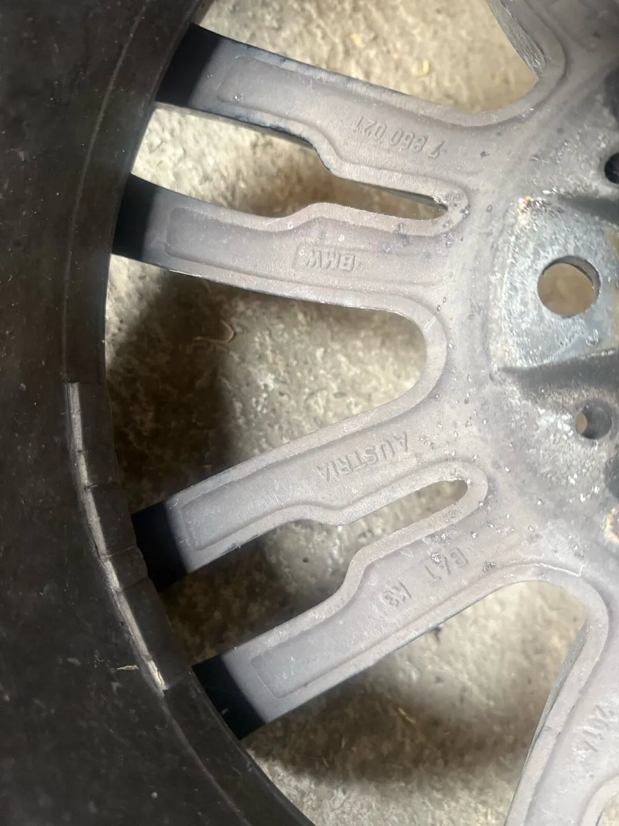 BMW M sport 19” Alloys - Image 2