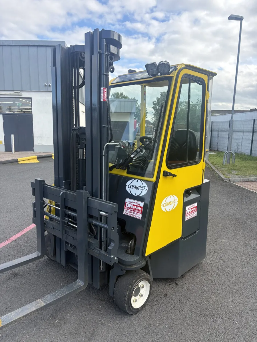 COMBILIFT CB3000 - Image 1