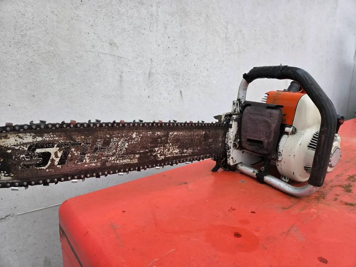 Stihl 08s saw - Image 3