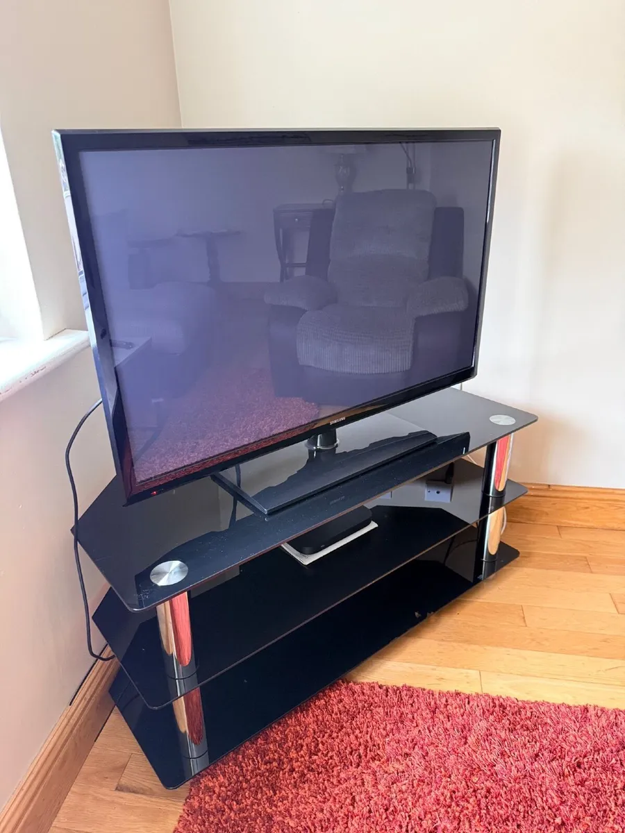TV and TV Stand - Image 2