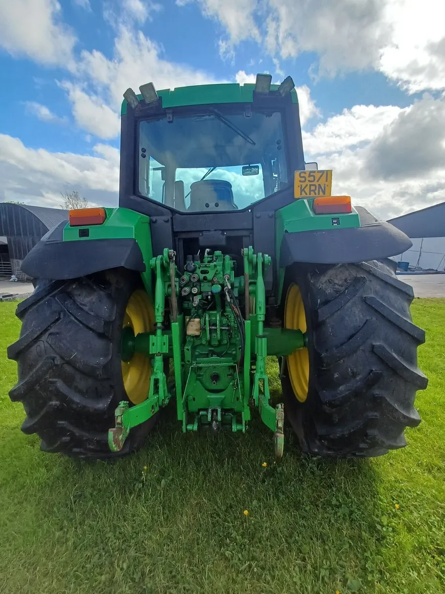 John Deere 6910 - Image 3