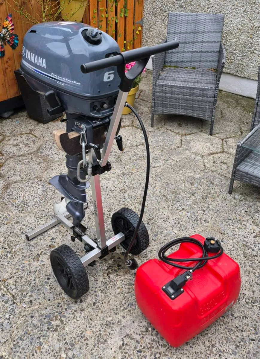 Yamaha 6hp outboard - Image 3
