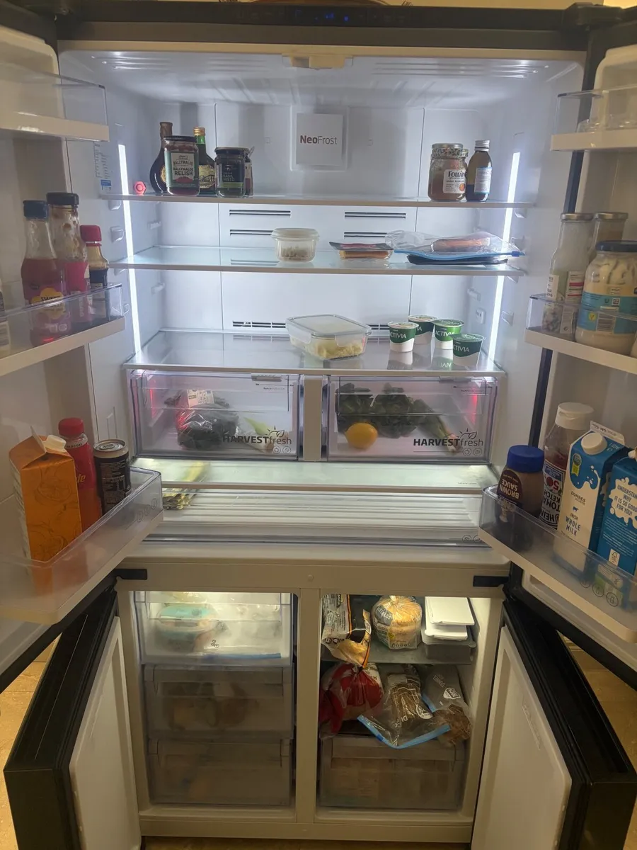 Fridge freezer - Image 4