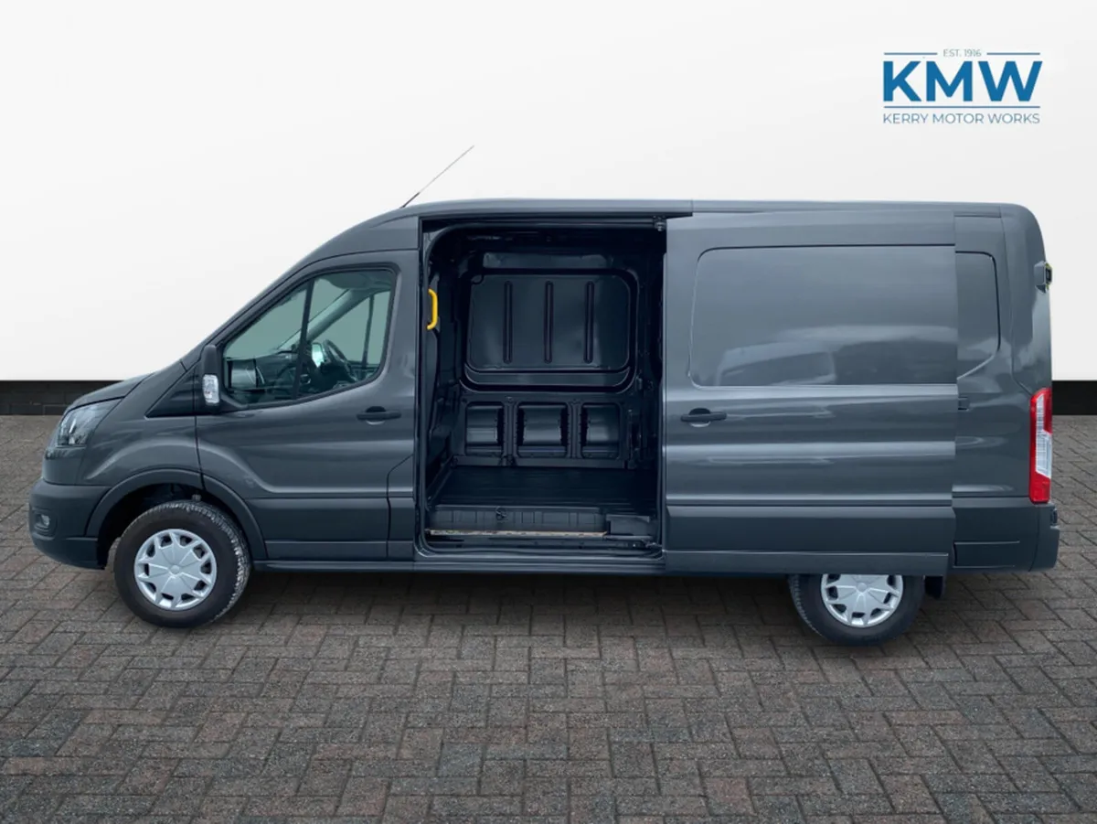 Ford Transit E-Transit 350 Trend - Image 4