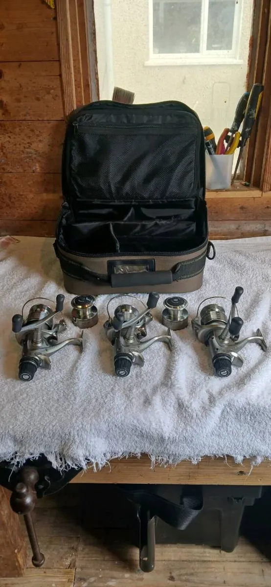 Three Shimano baitrunners Aero GTE 6000B and 2 spa - Image 2