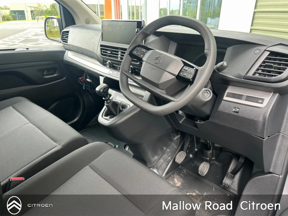 Citroen Dispatch LX BLUEHDI 1.5LTR 120 - Image 2