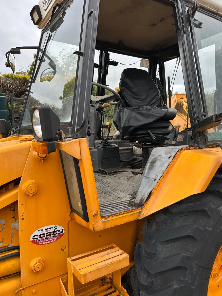 Excavator - Image 2