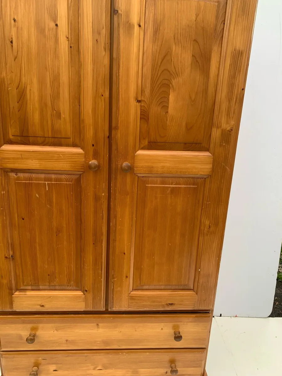 Wardrobe - Image 3