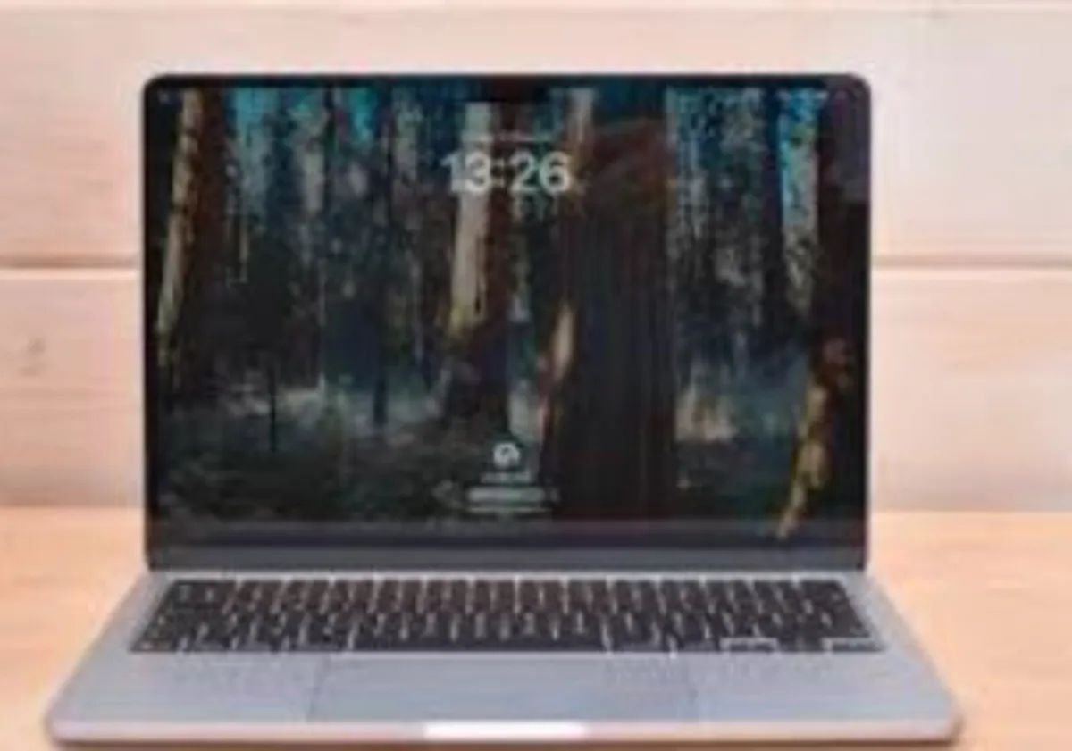 AS NEW: Apple MacBook Air M4 (2025) – 16GB RAM / 2 - Image 2