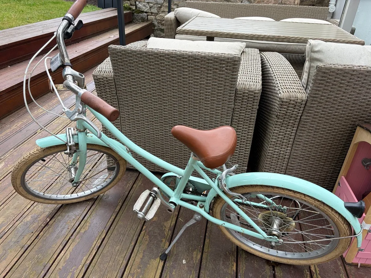 Pretty Aqua Green Bobbin Girls bike - Image 2