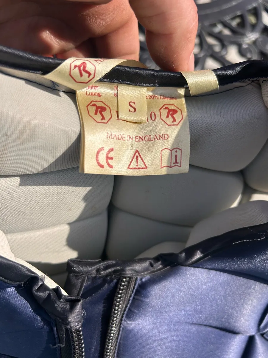 Size small Back protector - Image 4