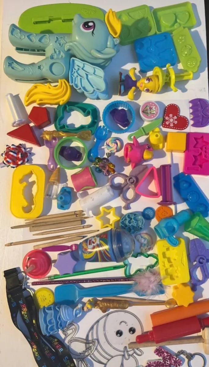 For sale bundle of play doh accessories - Image 4