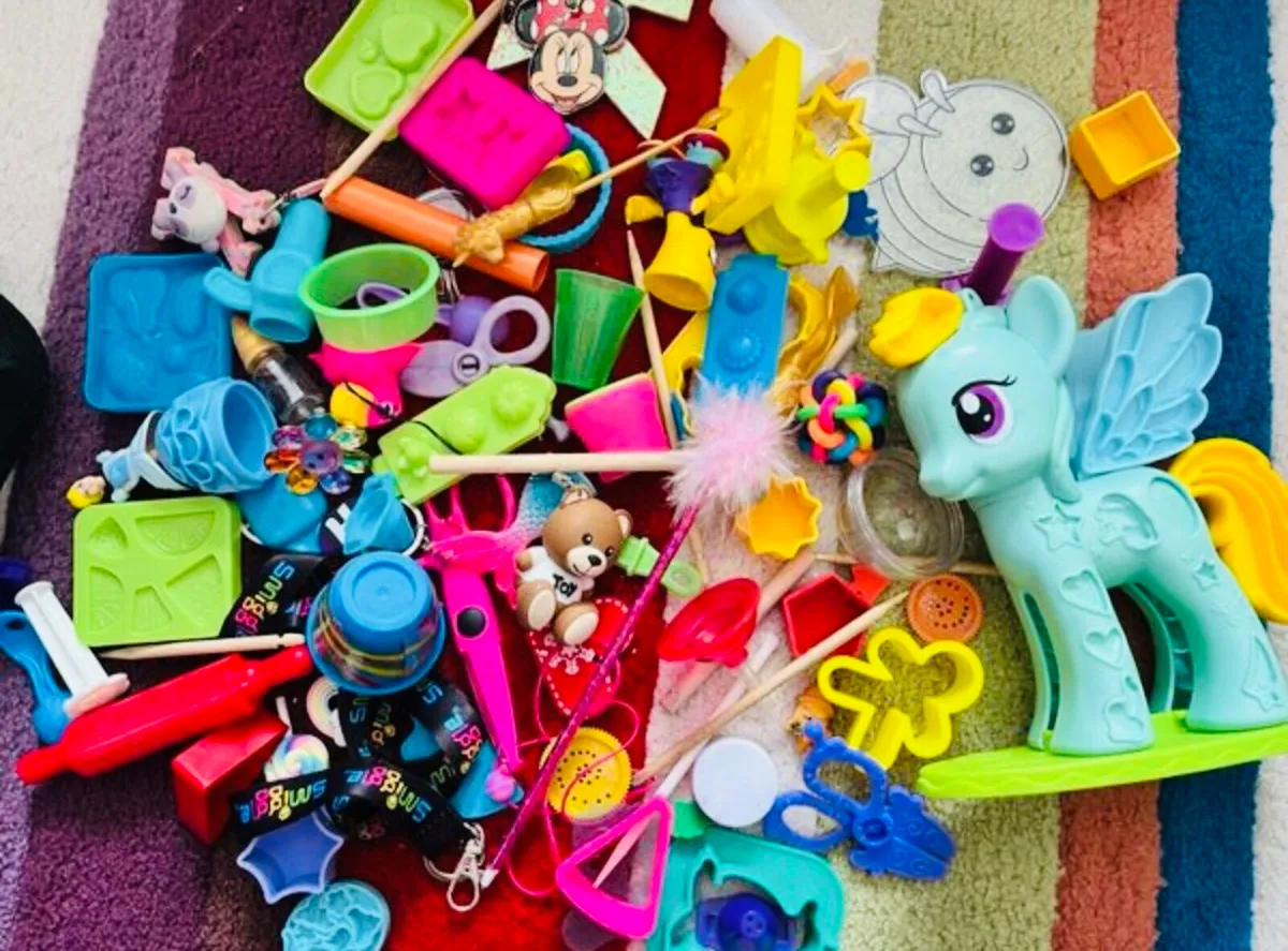 For sale bundle of play doh accessories - Image 2