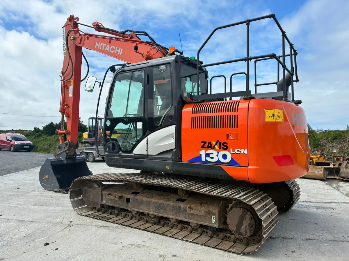 Hitachi ZX130-6 - Image 4
