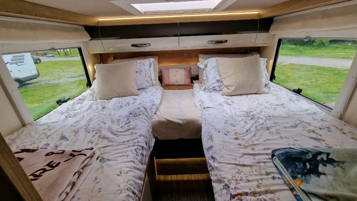 Mobilvetta i86 luxury A Class Motorhome - Image 2