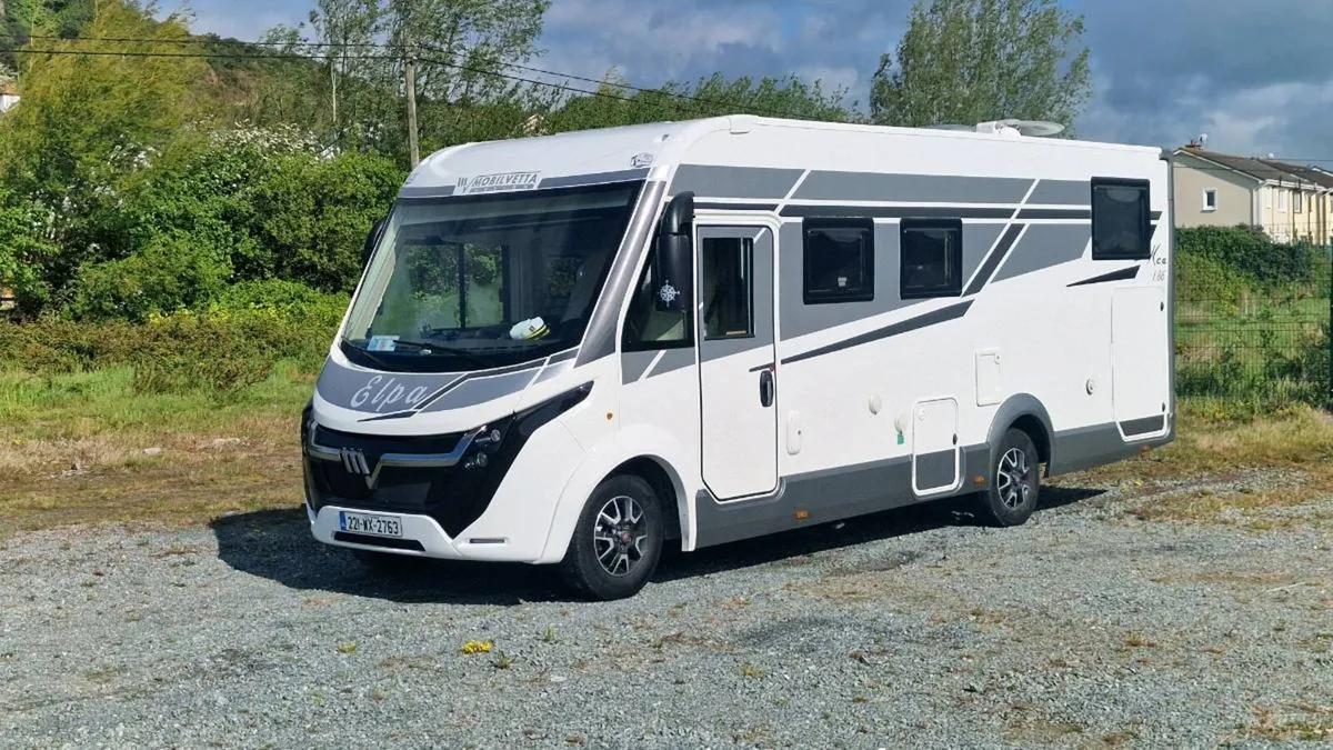 Mobilvetta i86 luxury A Class Motorhome - Image 1