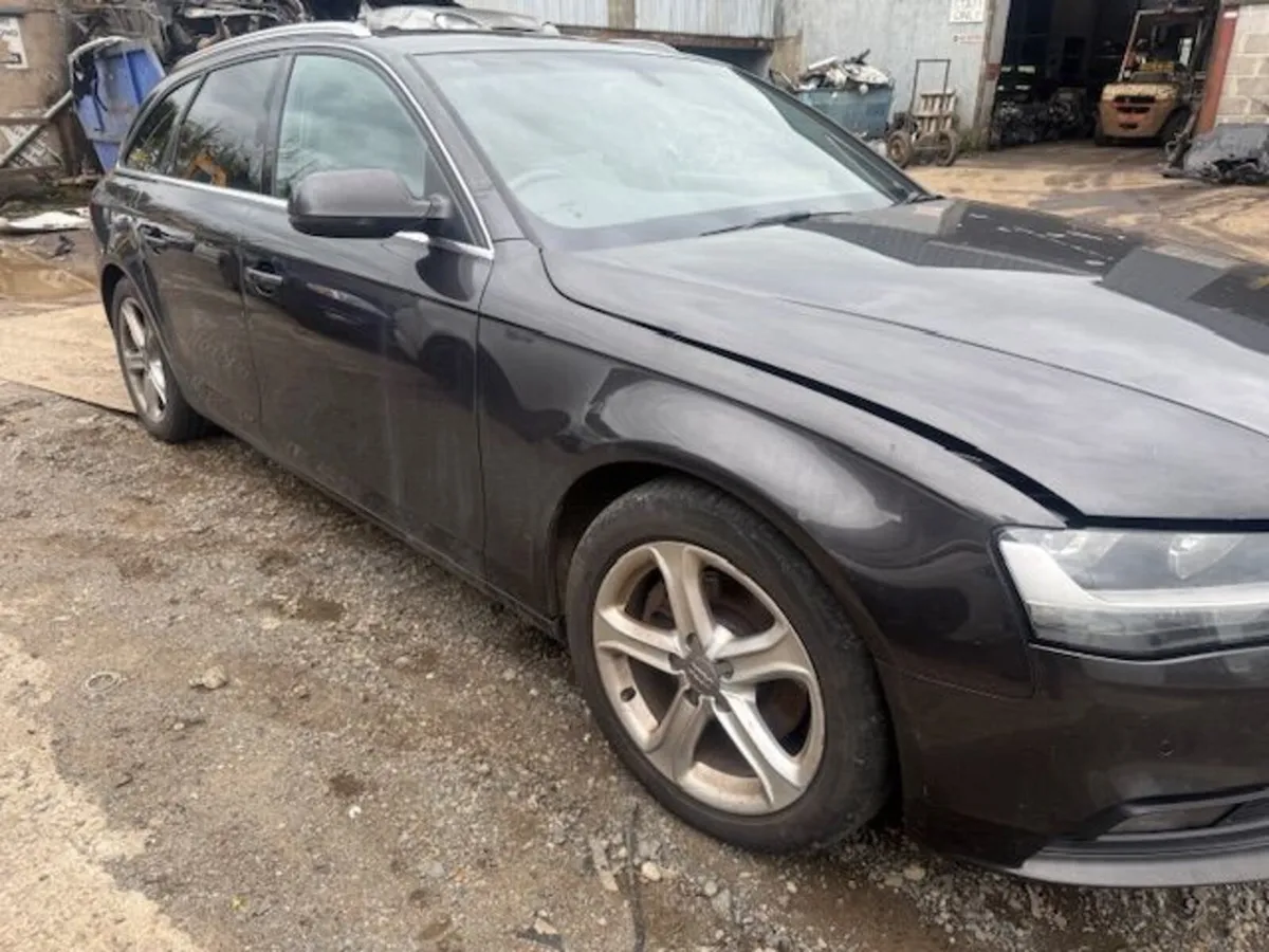 2014 AUDI A4 2.0L-D - Image 1