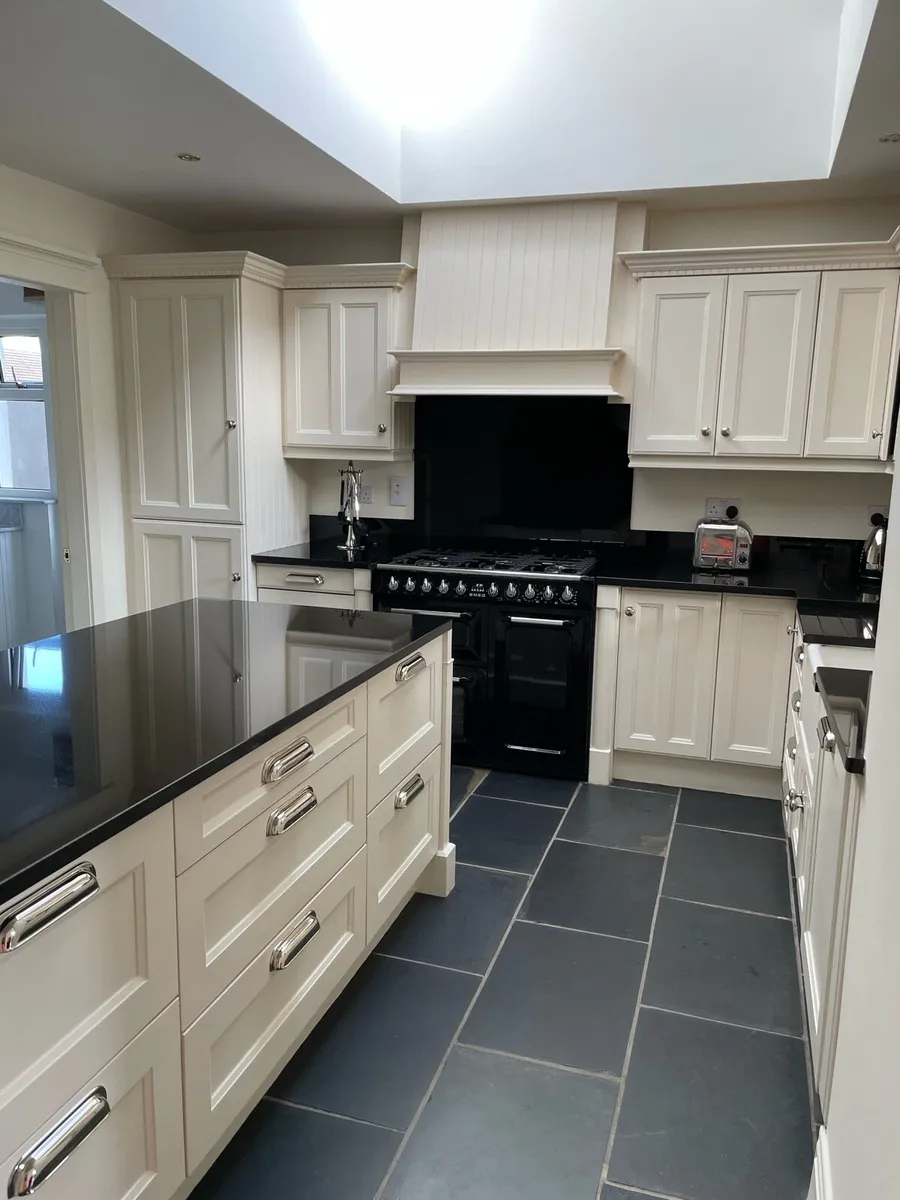 Kitchen - Image 4