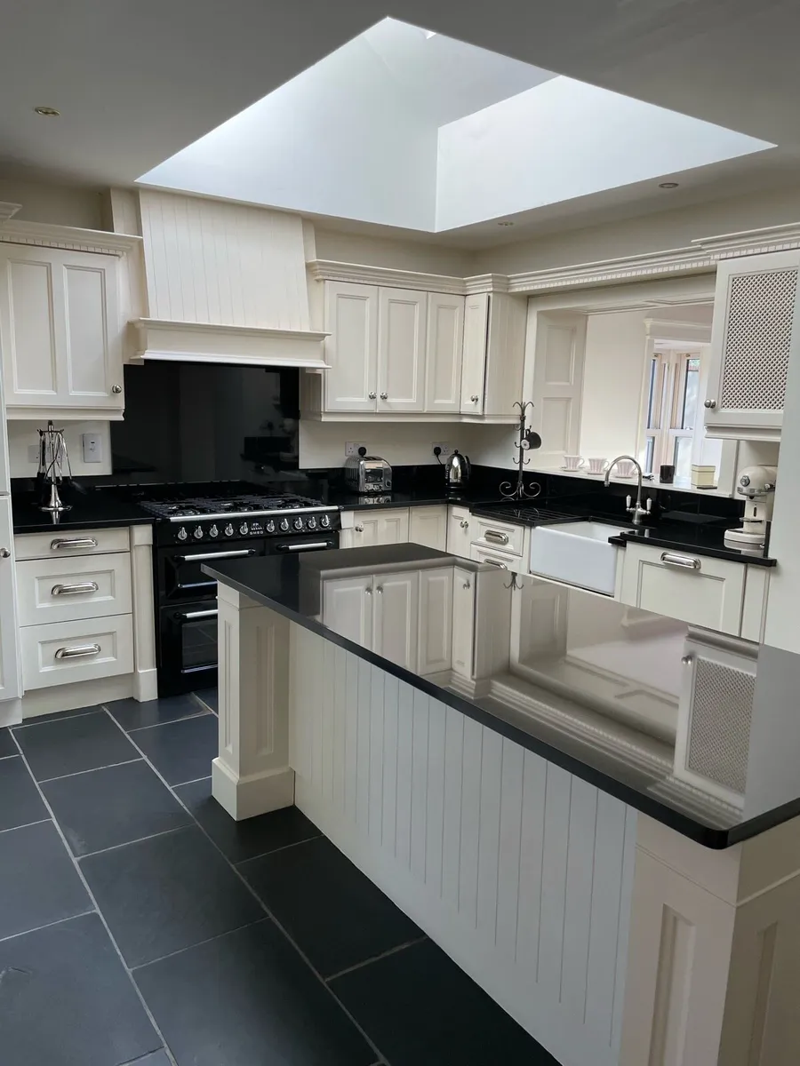 Kitchen - Image 2