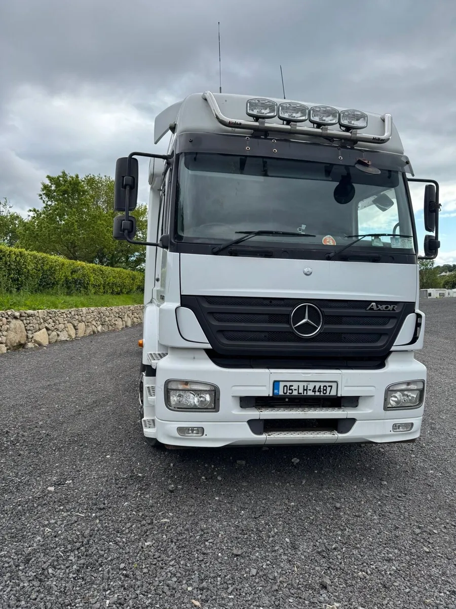 Mercedes axor 1828 - Image 2
