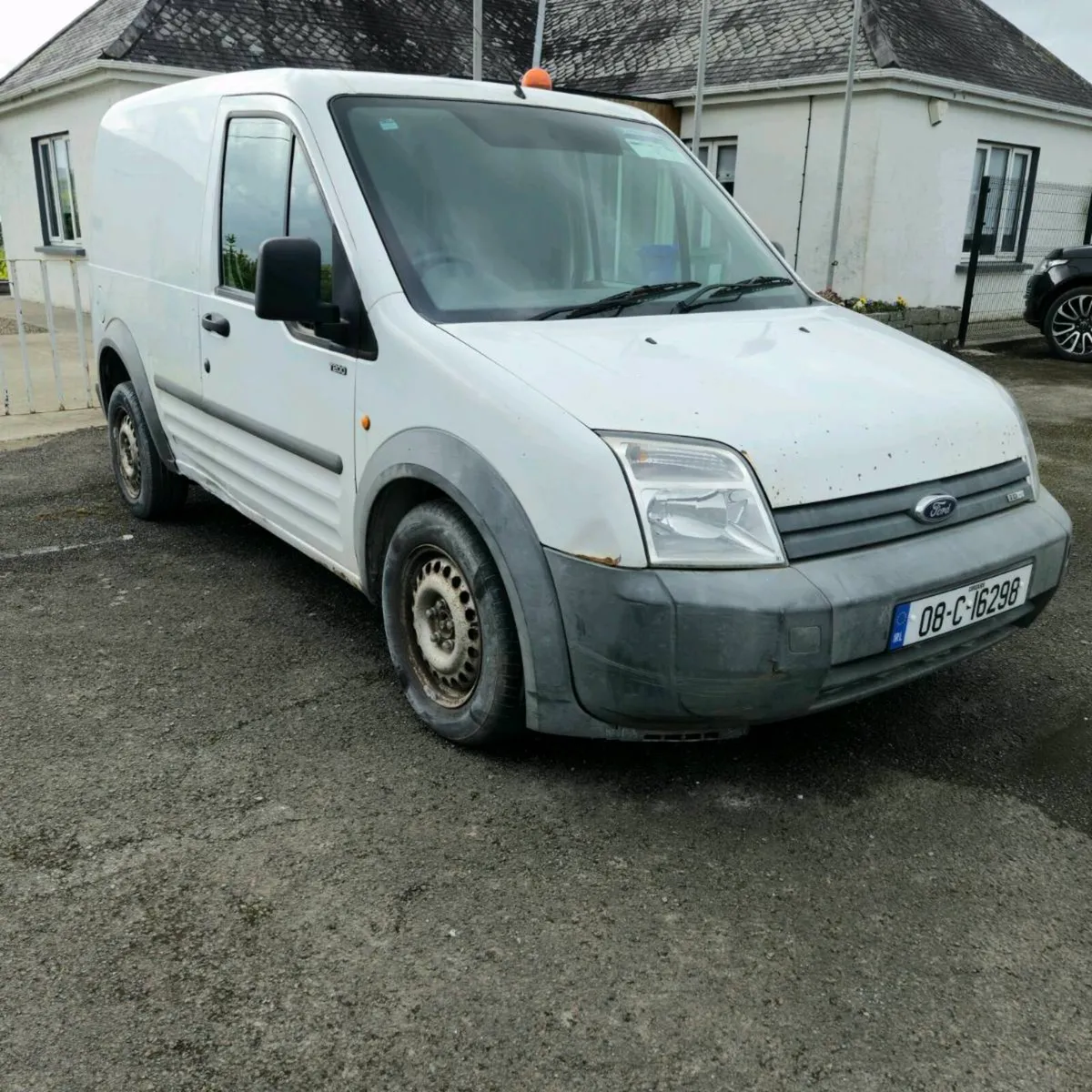 Ford Transit Connect NEW CVRT - Image 2