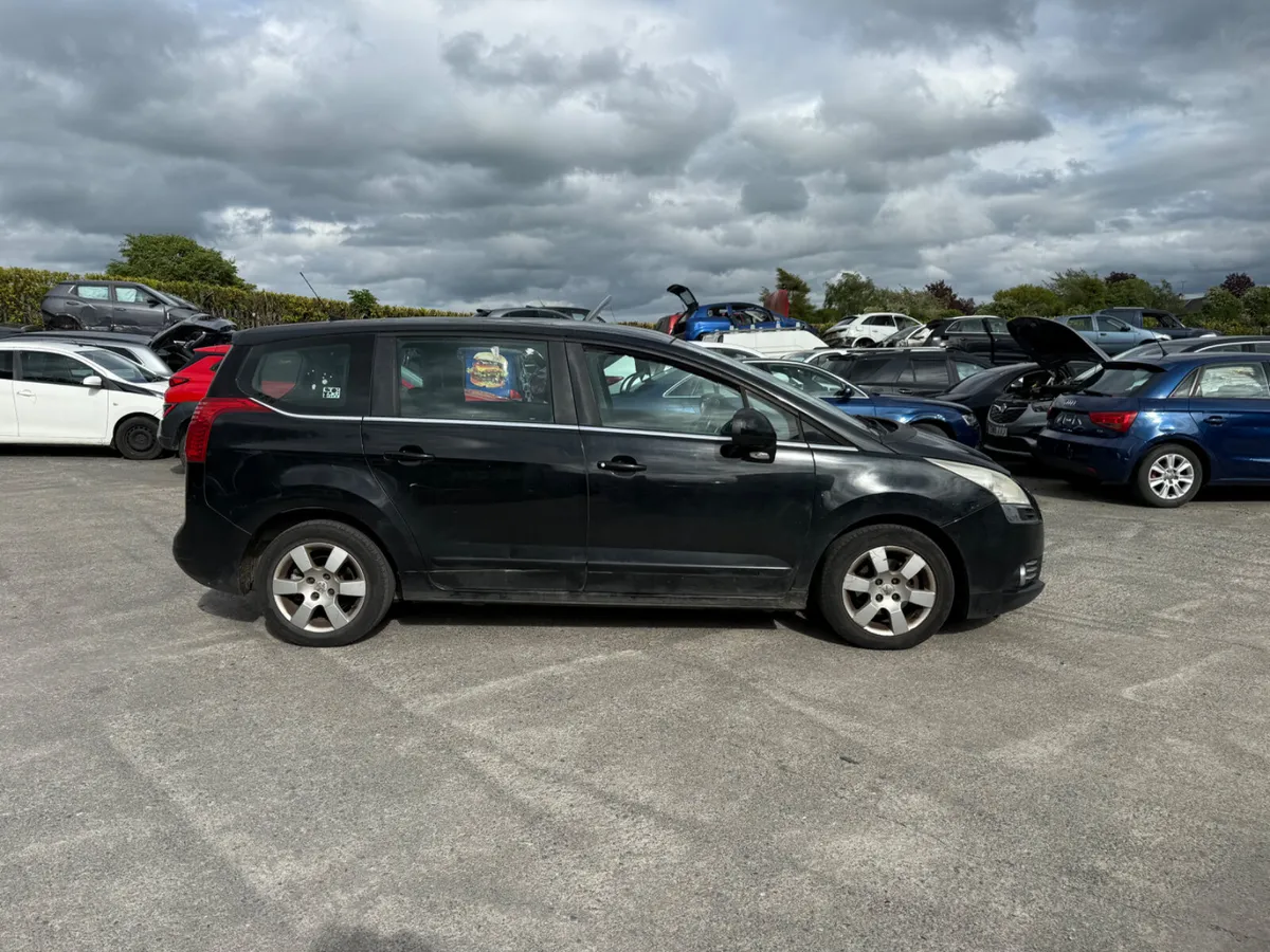 2010 Peugeot 5008 1.6 HDI sport Auto - Image 4